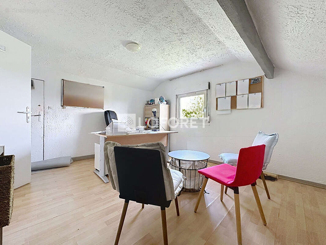 Maison Montfermeil 5 pièce(s) - photo 9
