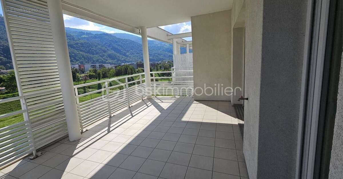 Appartement à DOMENE