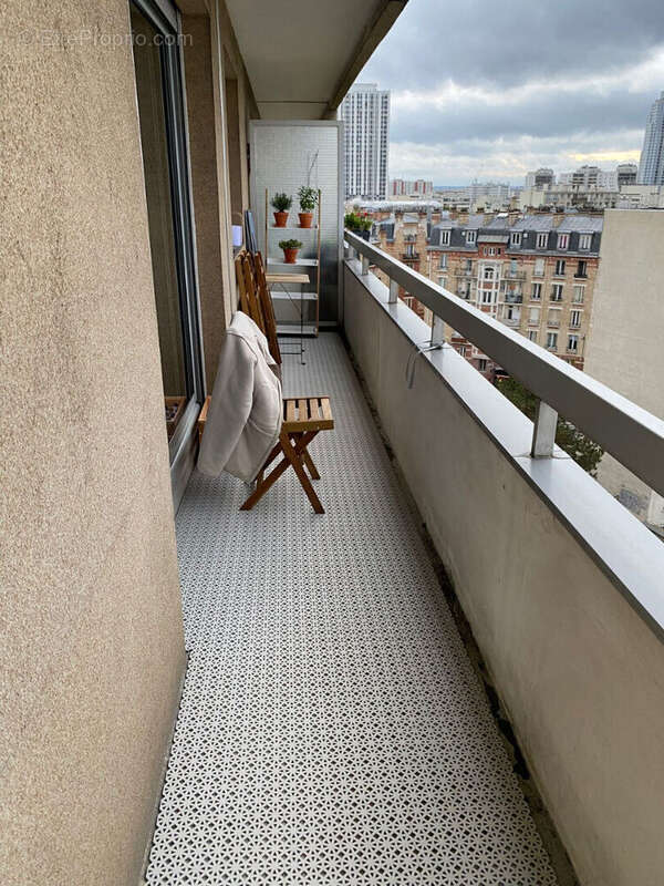 Appartement à PARIS-19E