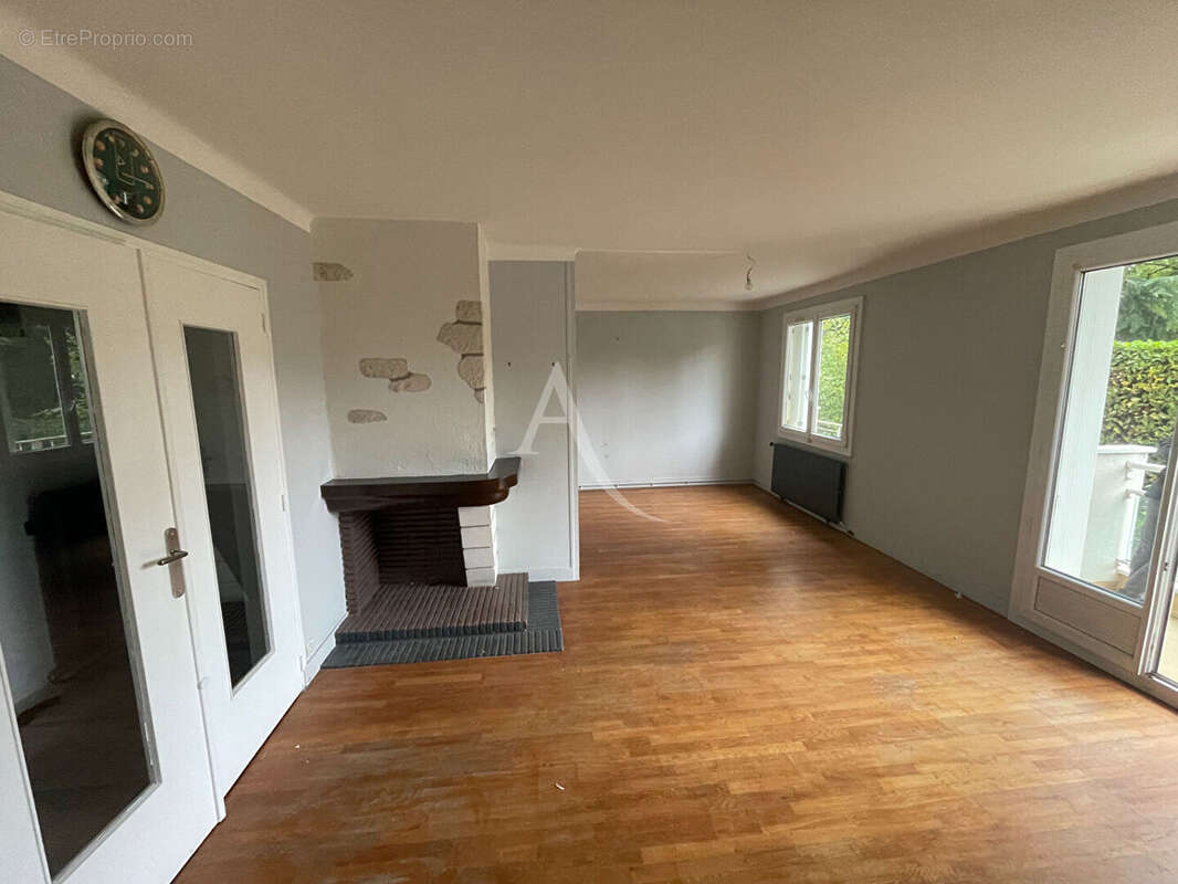 Appartement Saint Jean De Braye 3 pièce(s) 68.18 m2 - photo 2