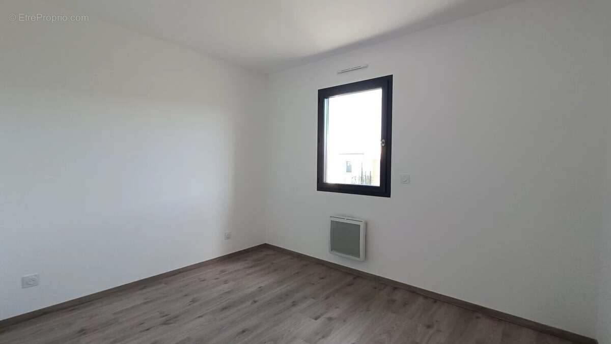 Maison à NEUVILLE-DE-POITOU