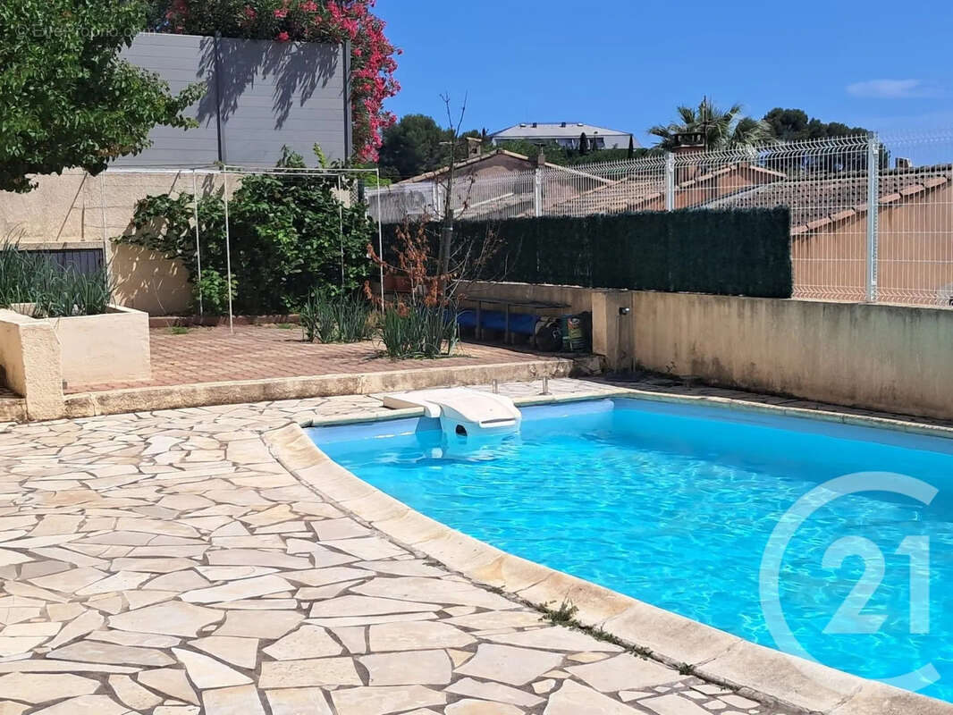 Maison 185 m² à Saint-Jean-De-Vedas  - photo 9