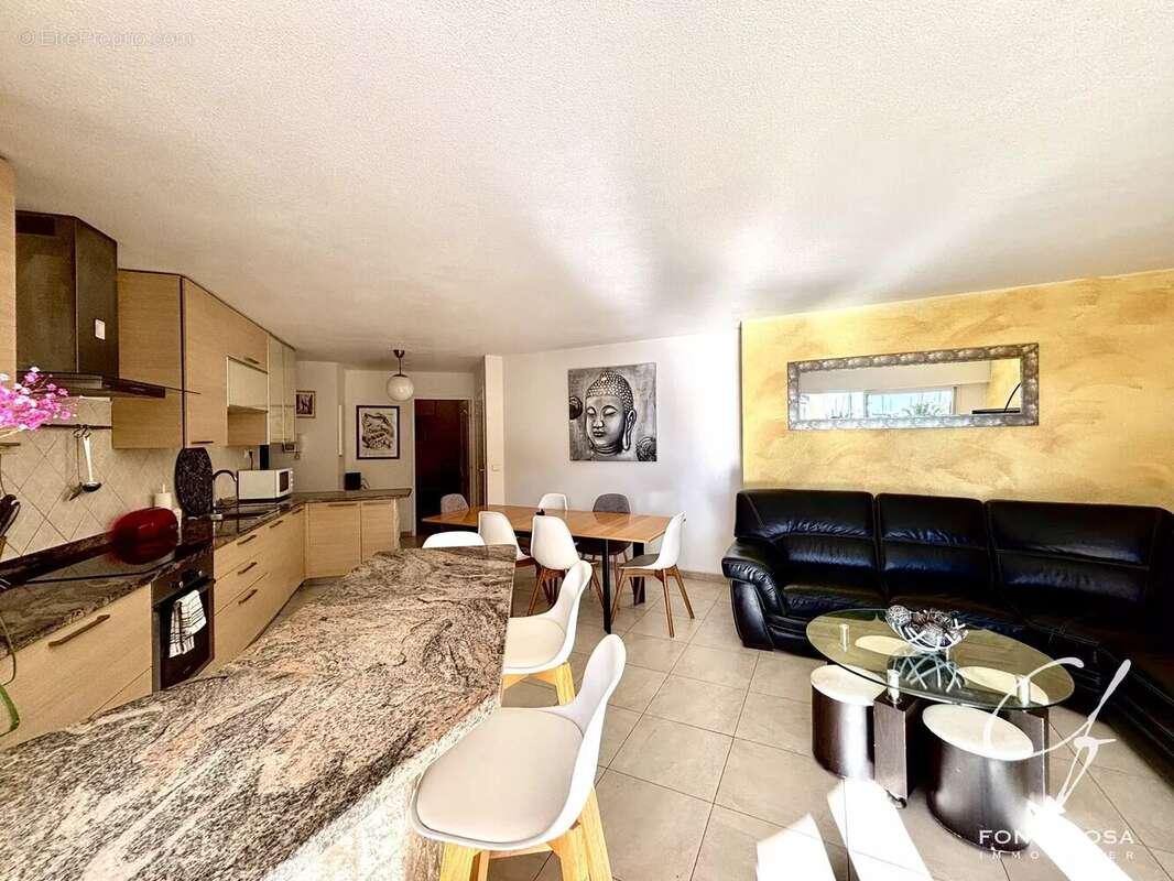 Appartement à FREJUS