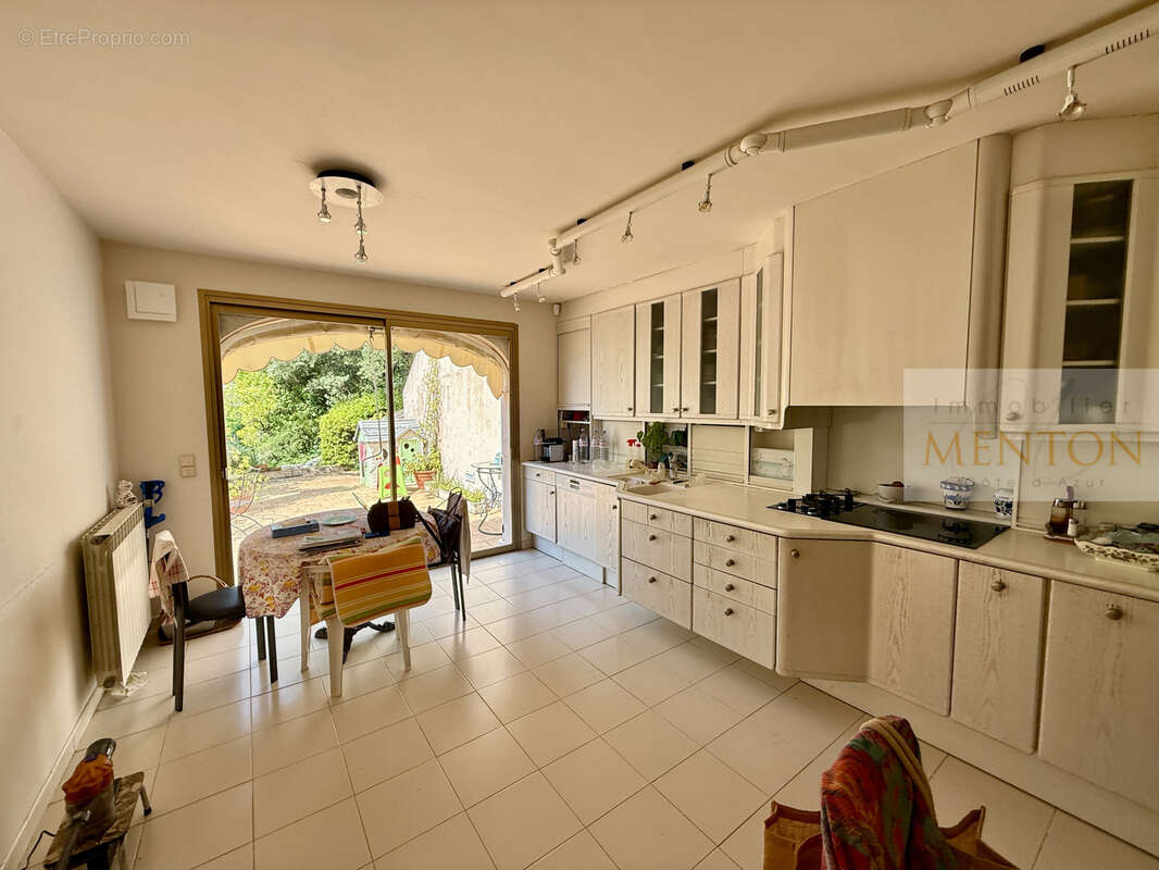 Maison à ROQUEBRUNE-CAP-MARTIN