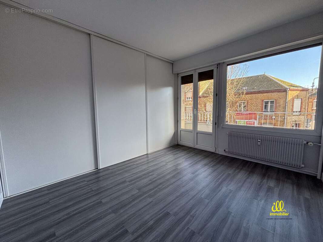 Appartement à CHARLEVILLE-MEZIERES