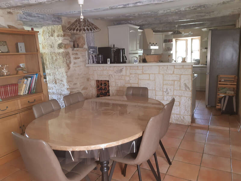 Maison à SALVAGNAC-CAJARC
