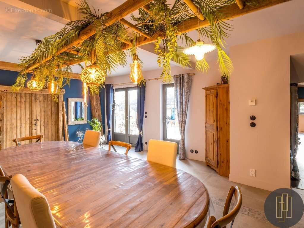 Maison à VILLEFRANCHE-SUR-SAONE