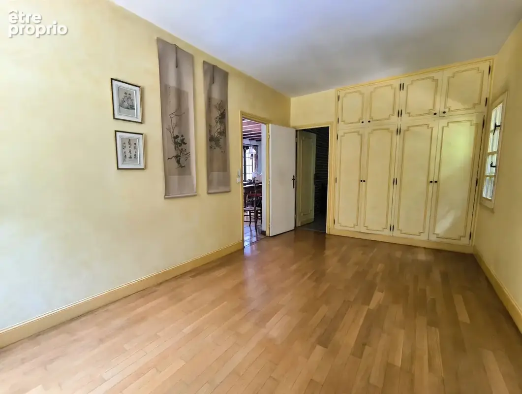 Propriété familiale rare 173 m2 — Terrain 1 080 m2 — Vue imprenable sur la forêt — Promenade de la Bièvre - IG - photo 7