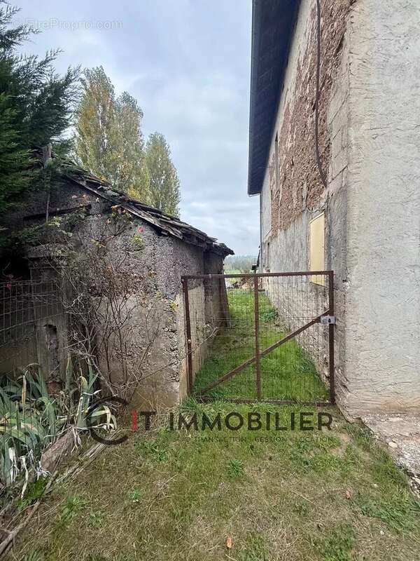 Maison à VEYRINS-THUELLIN