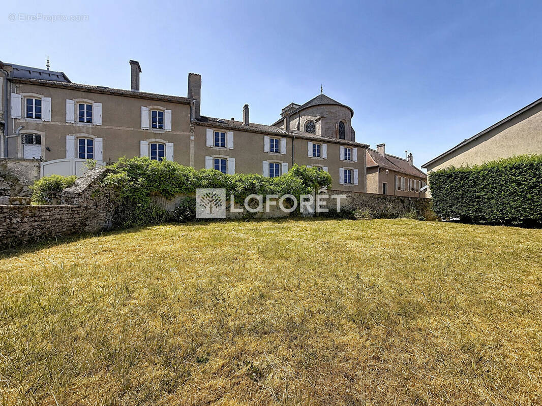 Maison à BOURMONT