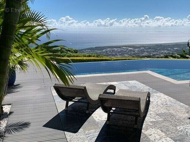 Maison à SAINT-DENIS