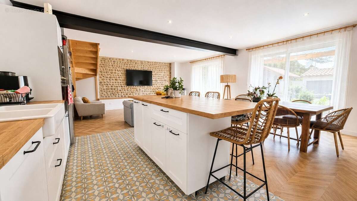 Maison entierement renovée - photo 4