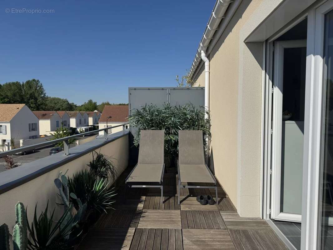 Appartement à NANDY