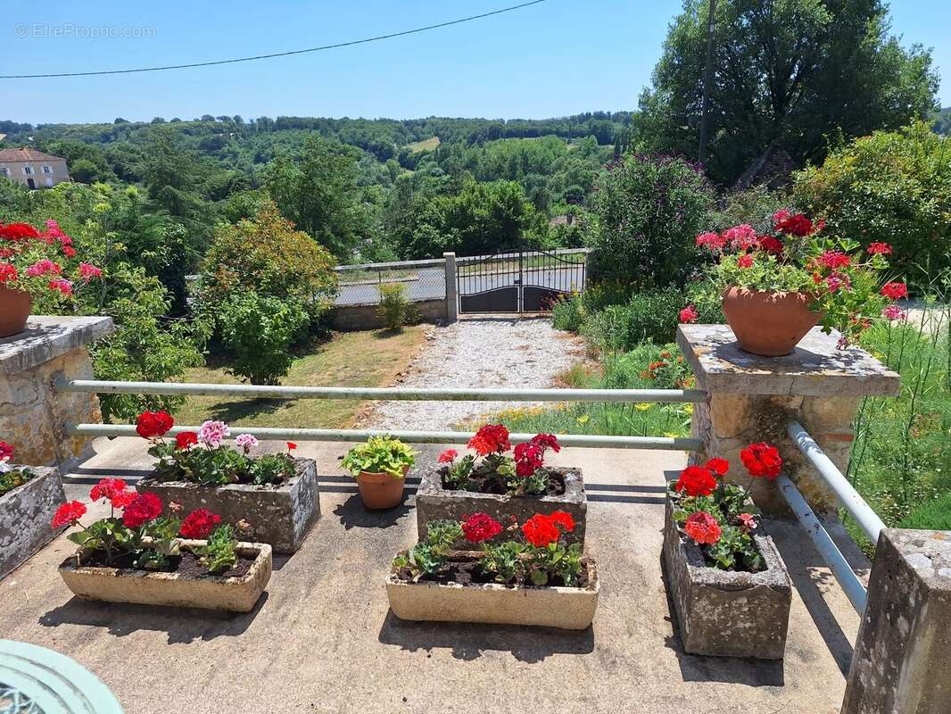 Maison à BEAULIEU-SUR-SONNETTE