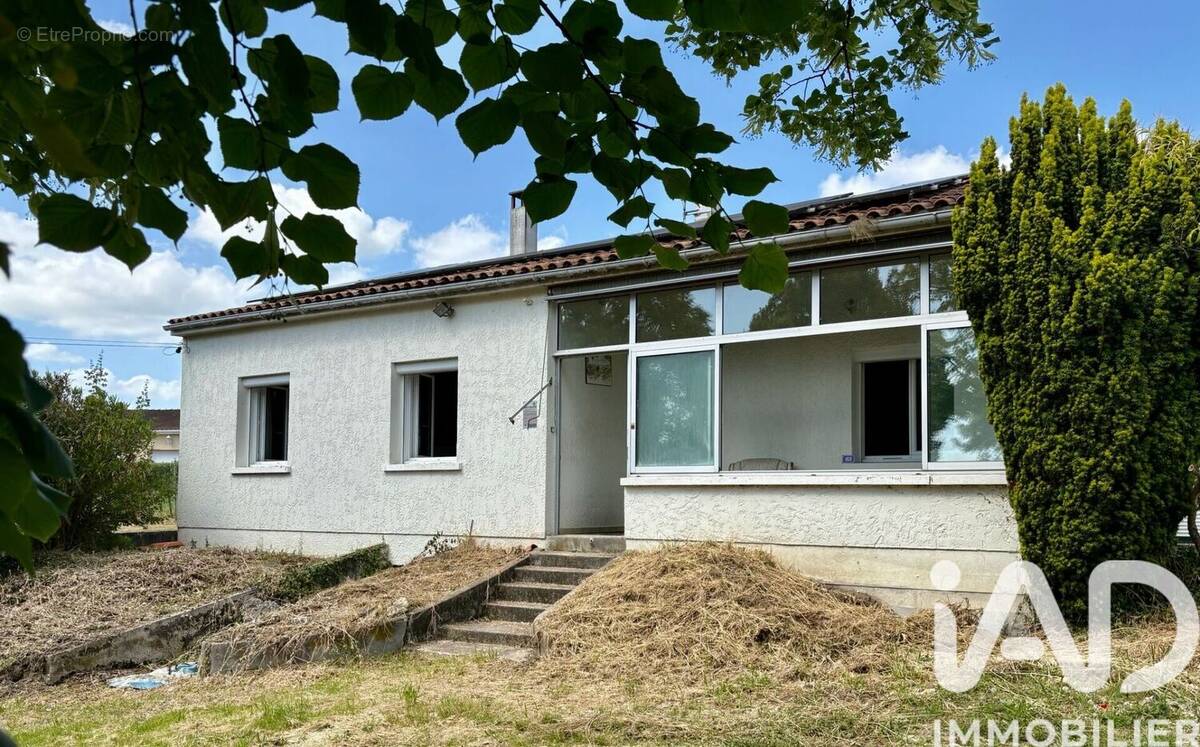 Photo 1 - Maison à MERPINS