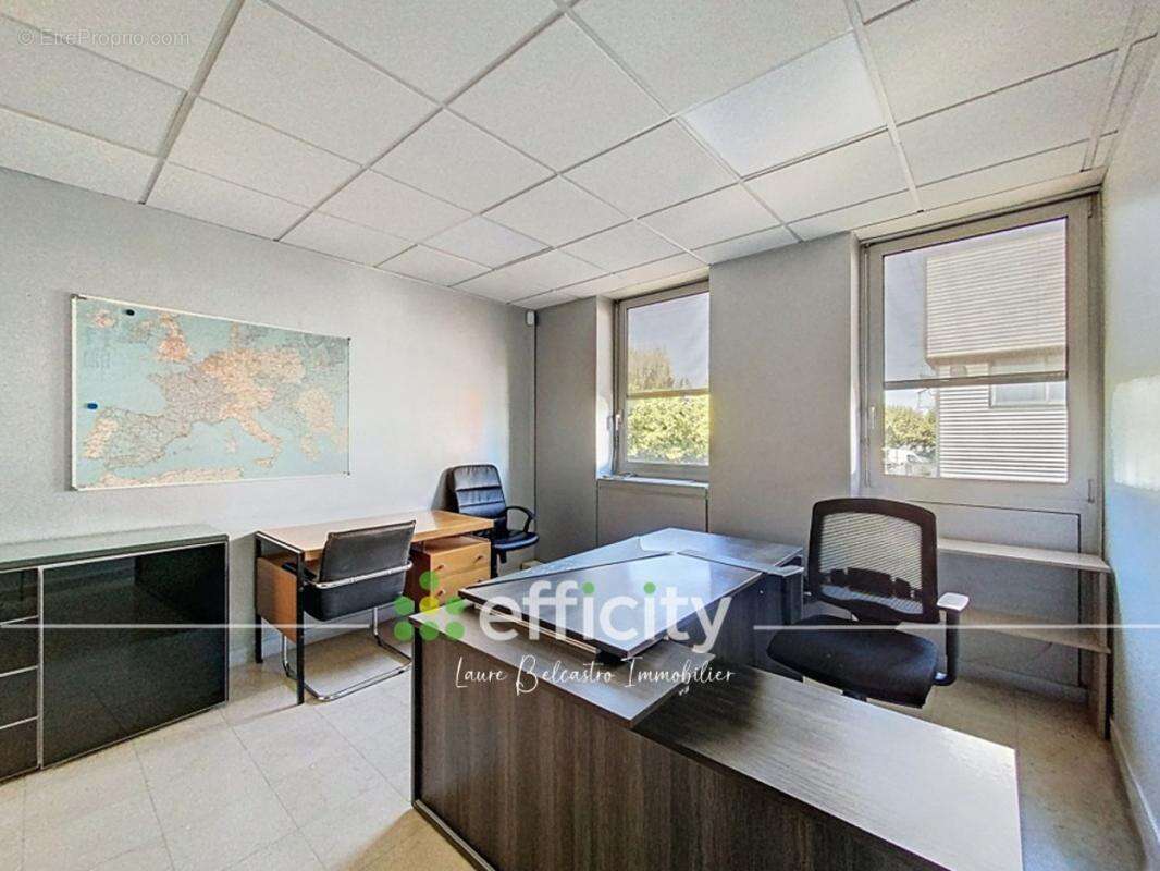 Commerce à BOISSY-SAINT-LEGER