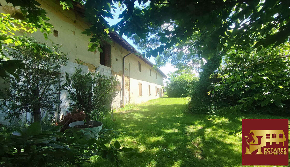 Maison à FOISSIAT