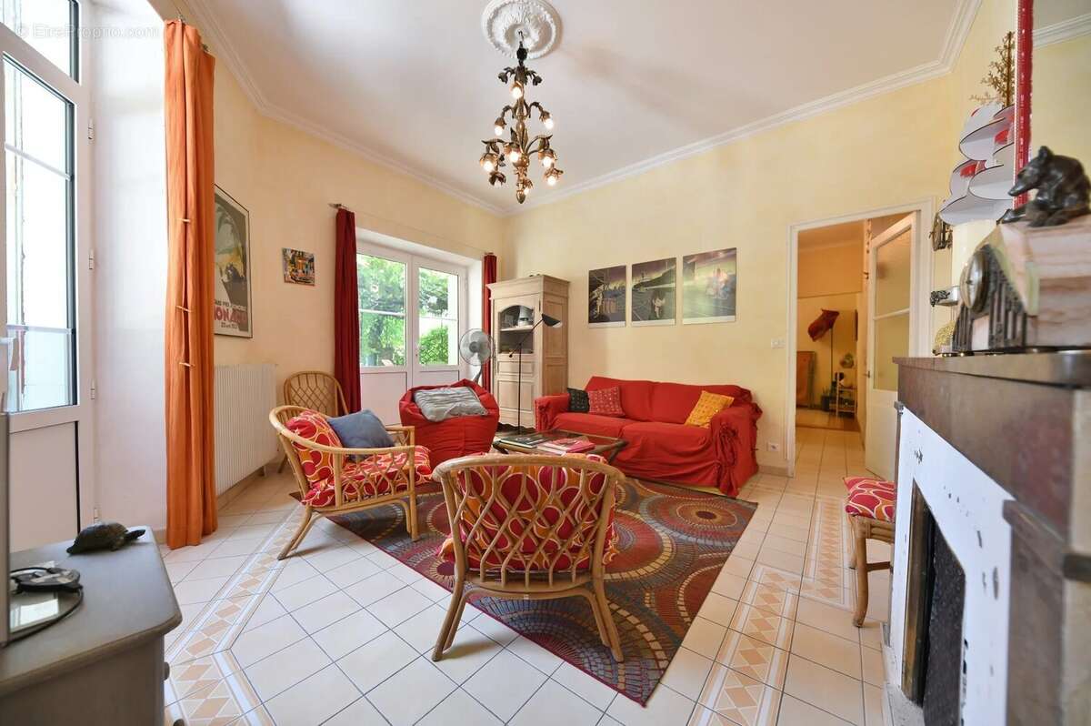 Maison à UZES