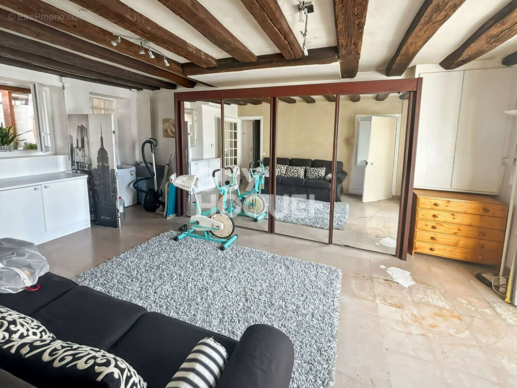 Maison à CHAUMES-EN-BRIE