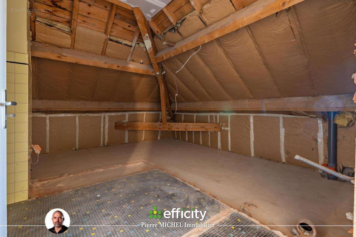 Appartement à MONTROTTIER