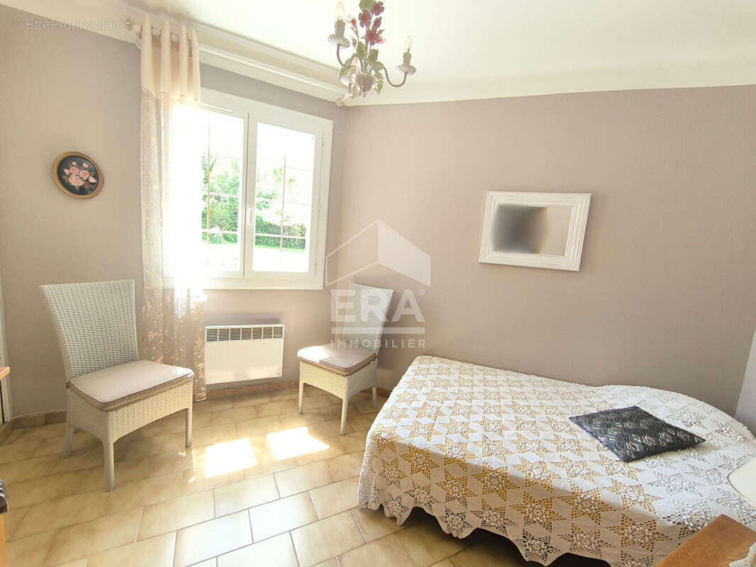 Maison à LORIOL-DU-COMTAT