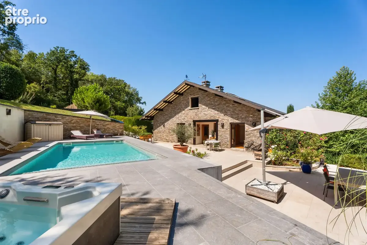 EXCLUSIVITE ! À Mûres - Villa très bon état - Piscine - Terrain 2758 m2 - photo 17
