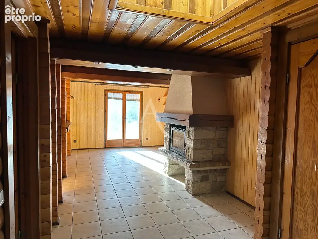BOLQUÈRE, Chalet de caractère de 274 m² avec 5 appartements indépendants , Idéal investissement ou projet familial - photo 8