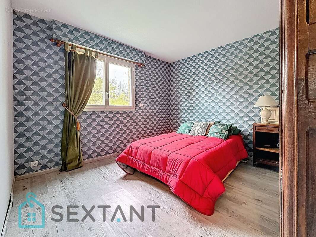 Appartement à LE MESNIL-ESNARD