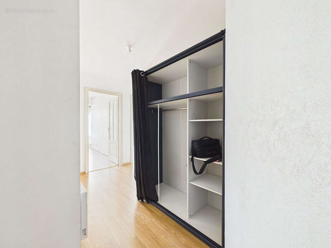 2 pieces  52m² avec balcon - photo 8