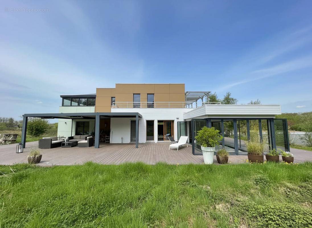 Maison à NOGENT-L&#039;ARTAUD