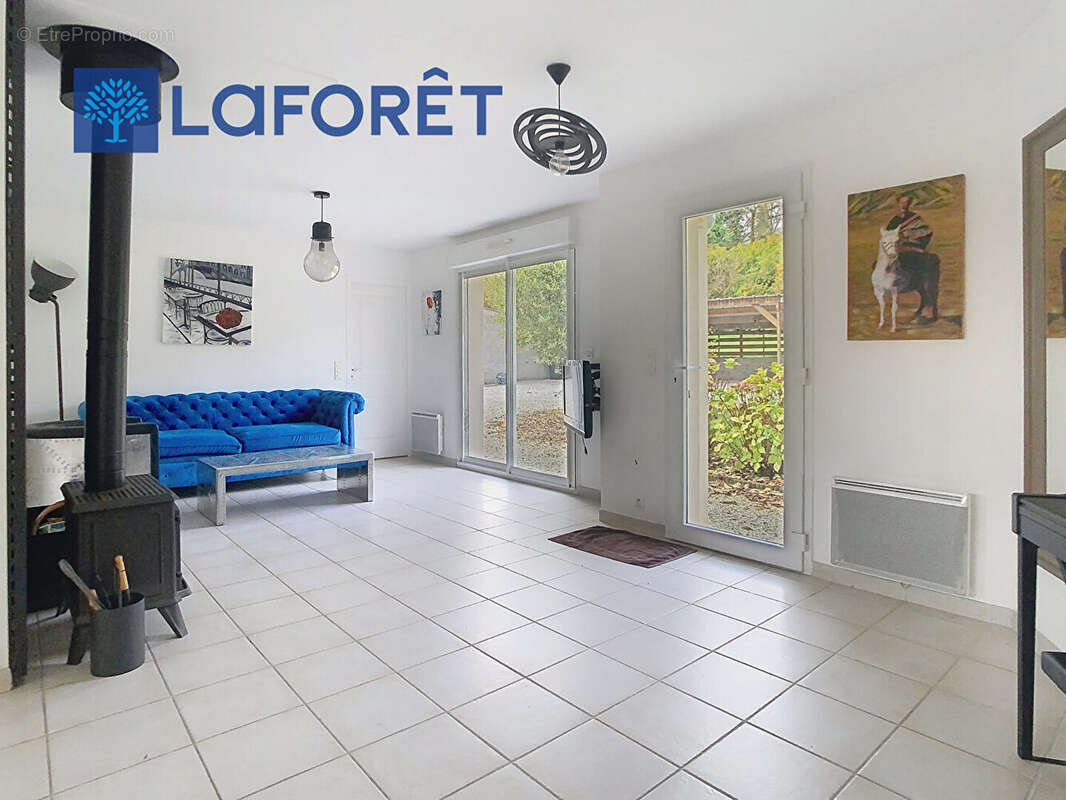 Maison à MUR-DE-BRETAGNE