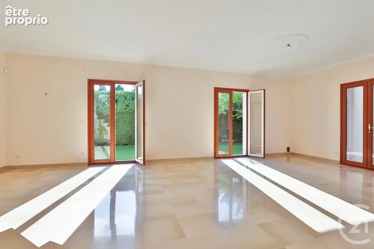 Maison 8 pièces 200 m² à vendre à Villefranche-Sur-Mer (06230) - photo 6