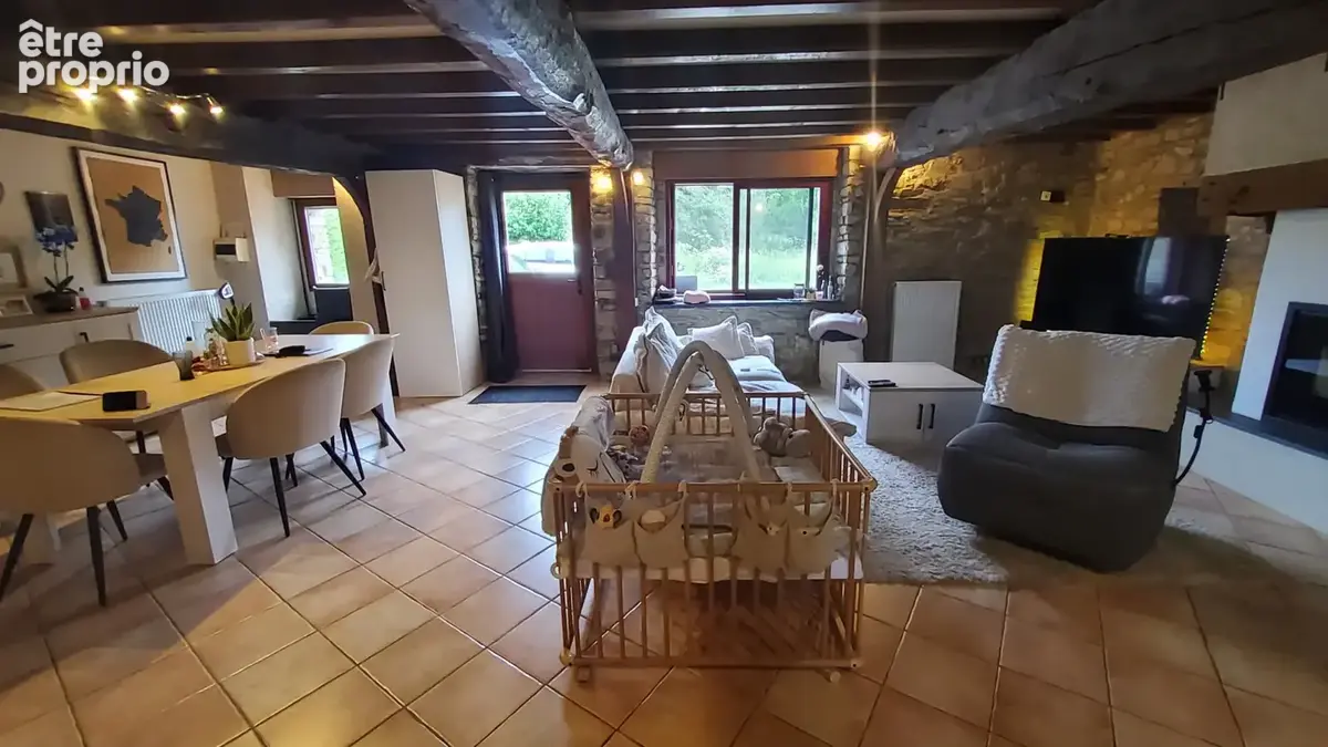 A VENDRE - Longère rénovée 120m2 - 5 pièces - 3 chambres - 935m2 de terrain - LA DOMINELAIS - photo 4