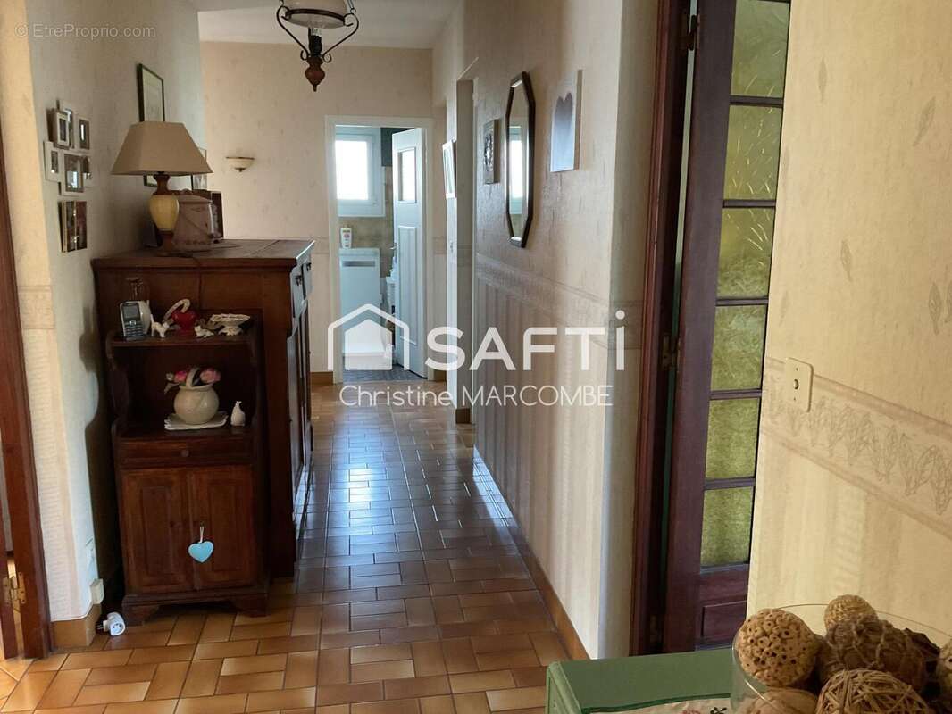 Photo 6 - Maison à THIVIERS