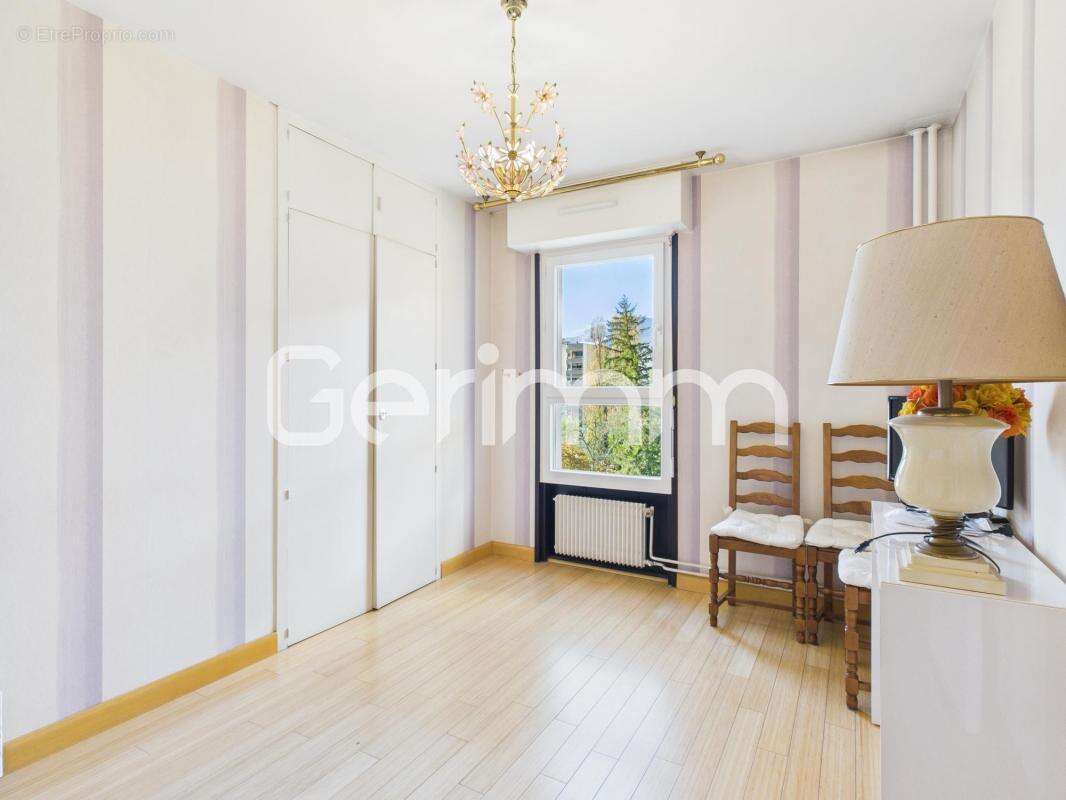 Appartement à MEYLAN