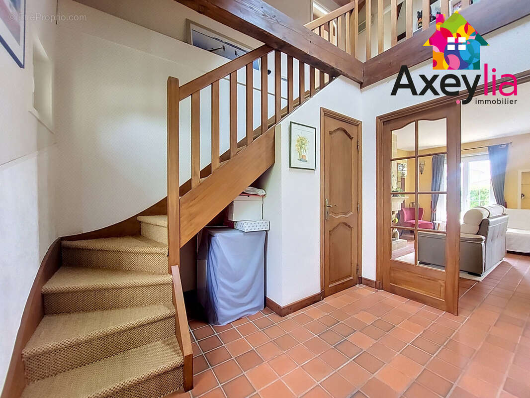 Maison à PERREUX