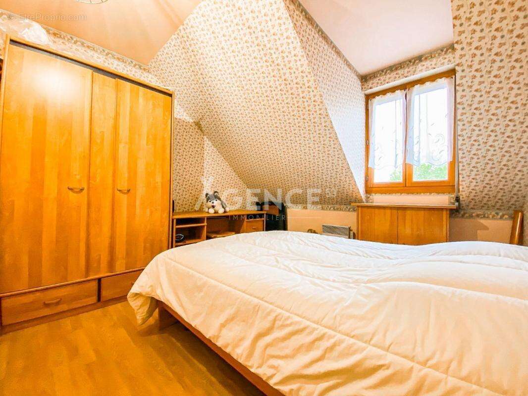 Maison à LONGUENESSE