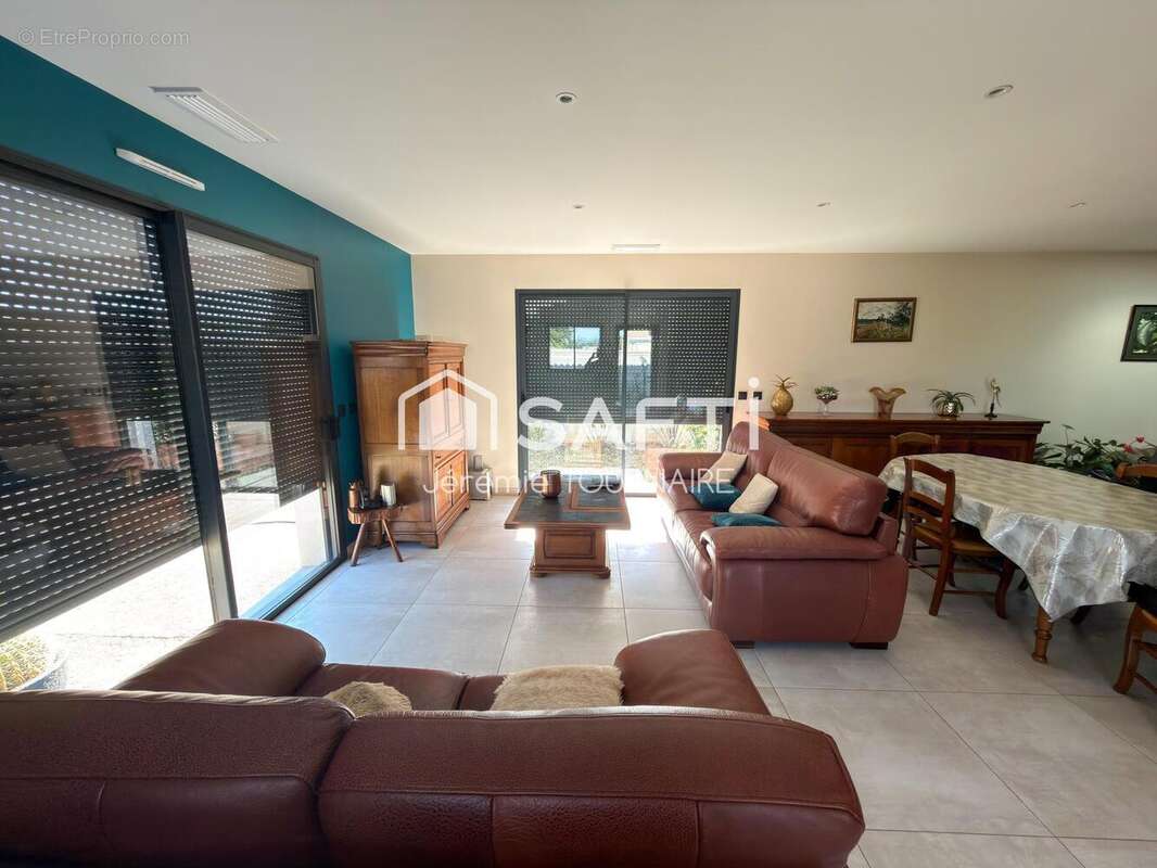 Maison 118 m² à Saint-Jean-De-Liversay  - photo 4
