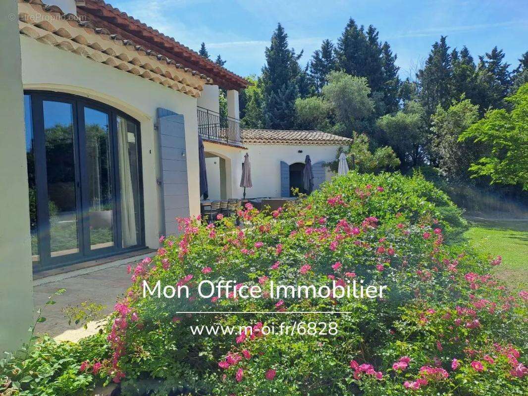 Référence : 6828-VCL. - Maison avec 6 chambres dont studio indépendant - Jardin paysager piscine garage - 13 100 AIX - photo 20