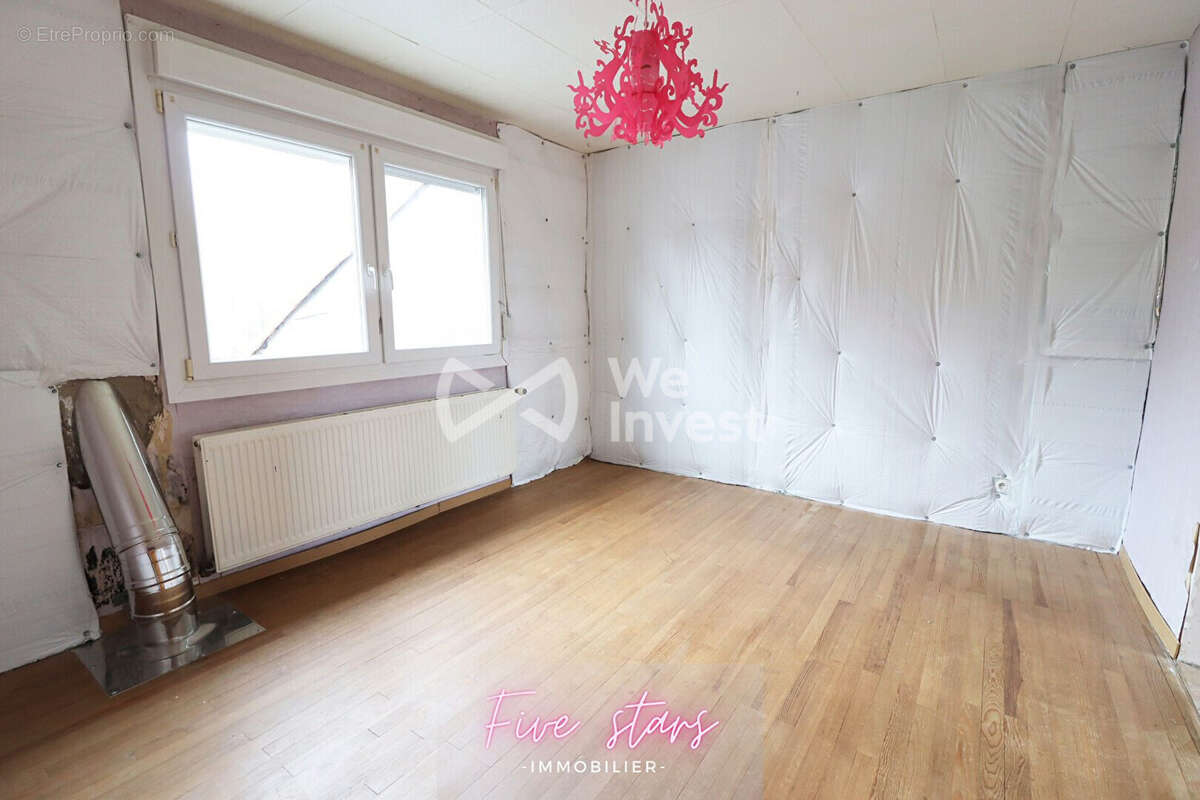 Maison 175 m² à Tucquegnieux  - photo 4