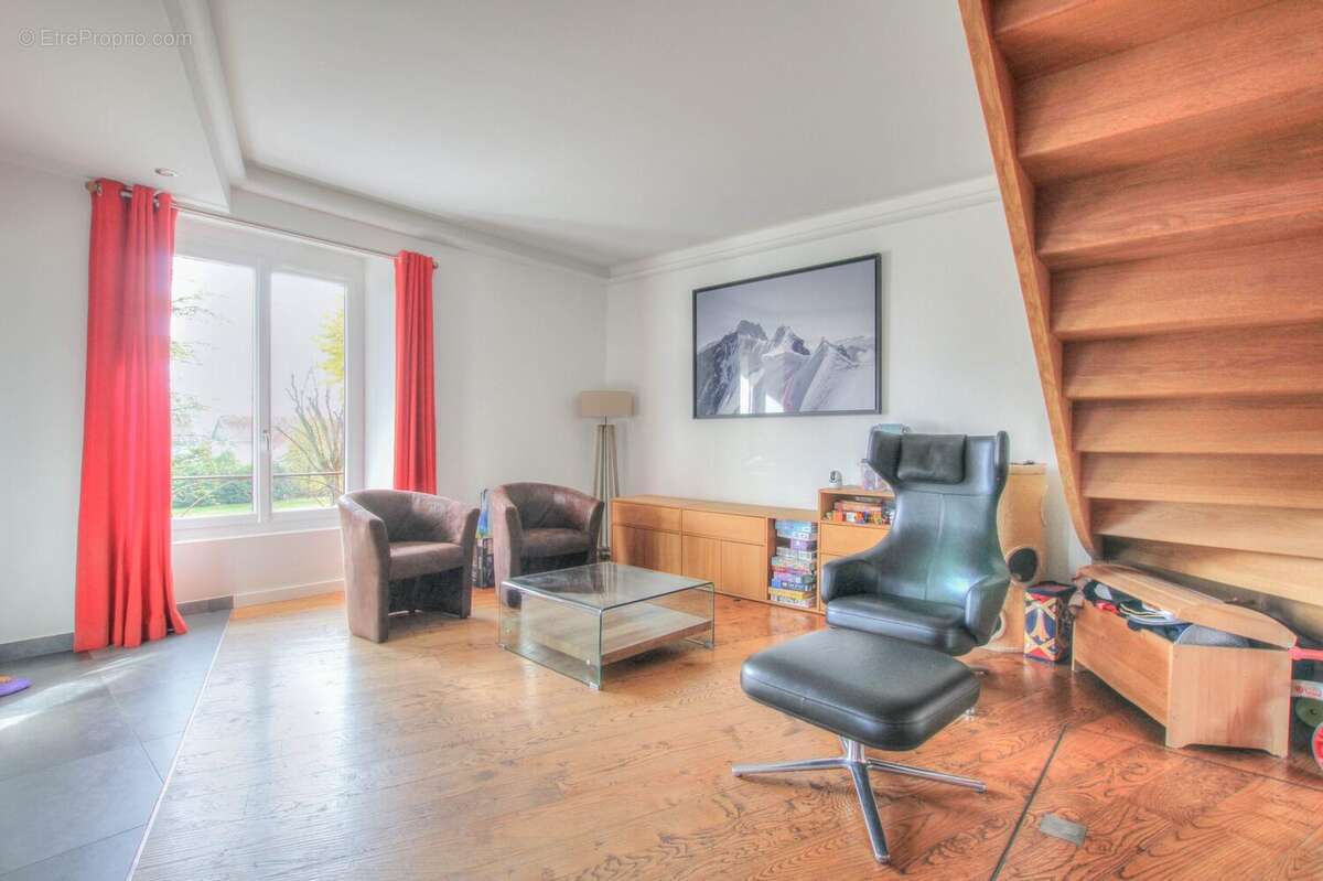 Maison à SAINT-JEAN-DE-GONVILLE