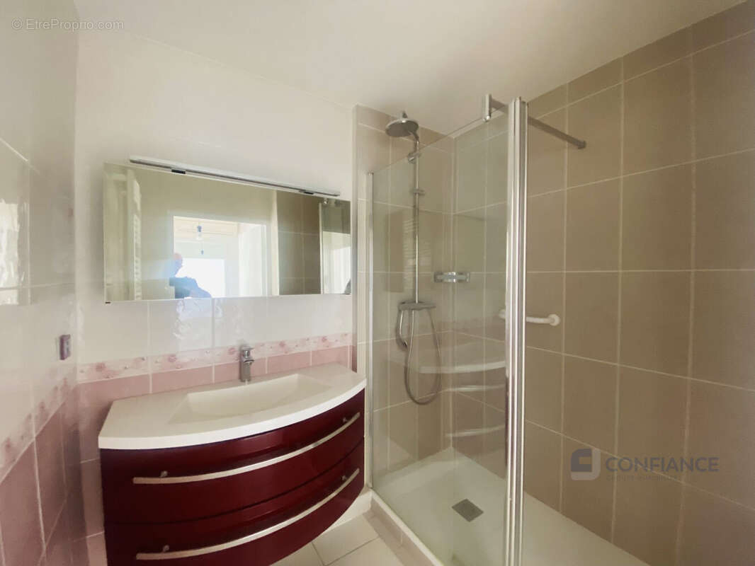 Appartement 67 m² à Villeurbanne  - photo 5