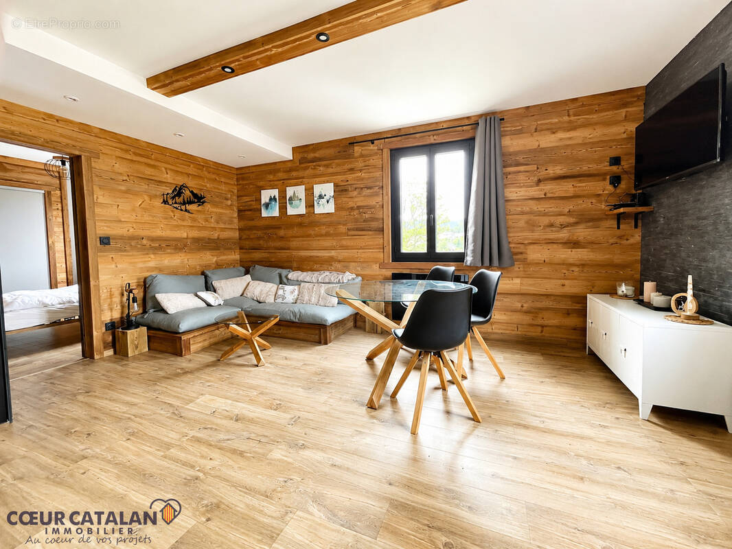 Appartement à FORMIGUERES