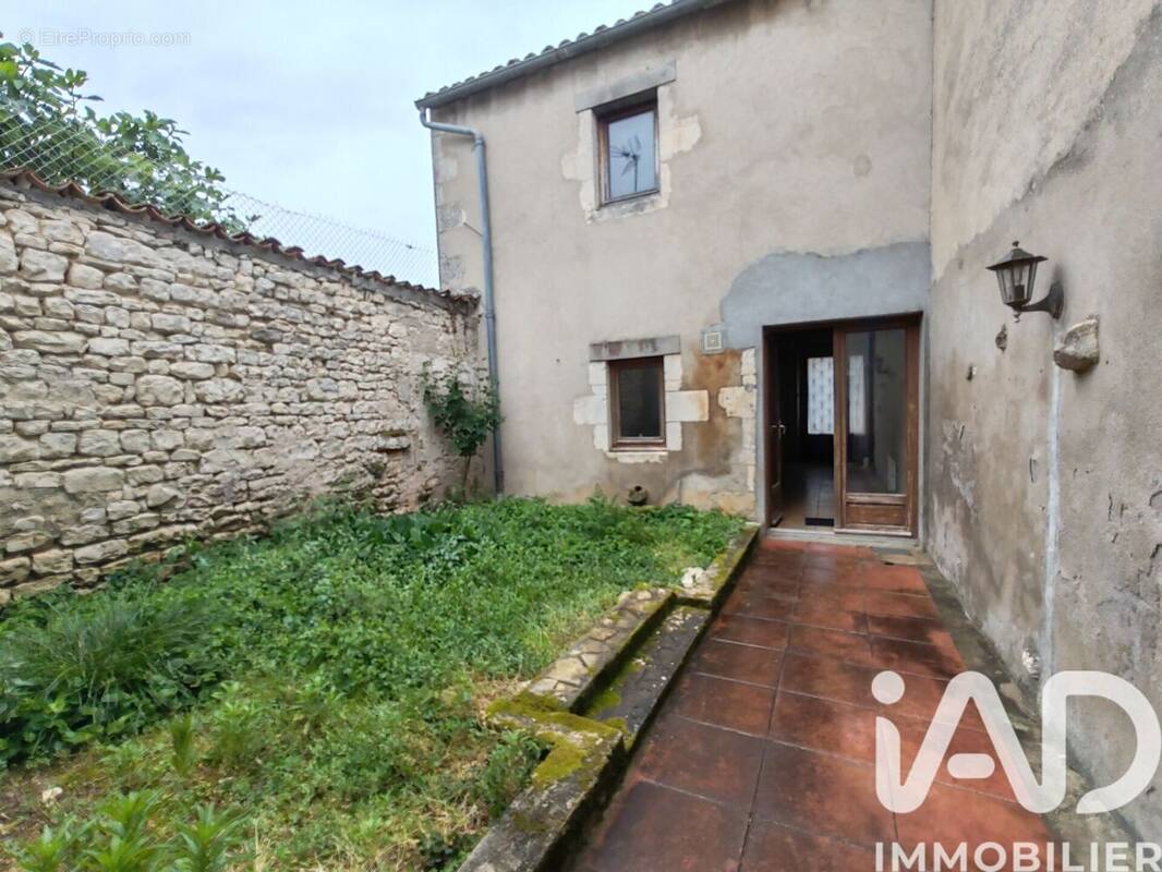 Photo 1 - Maison à L'HOUMEAU