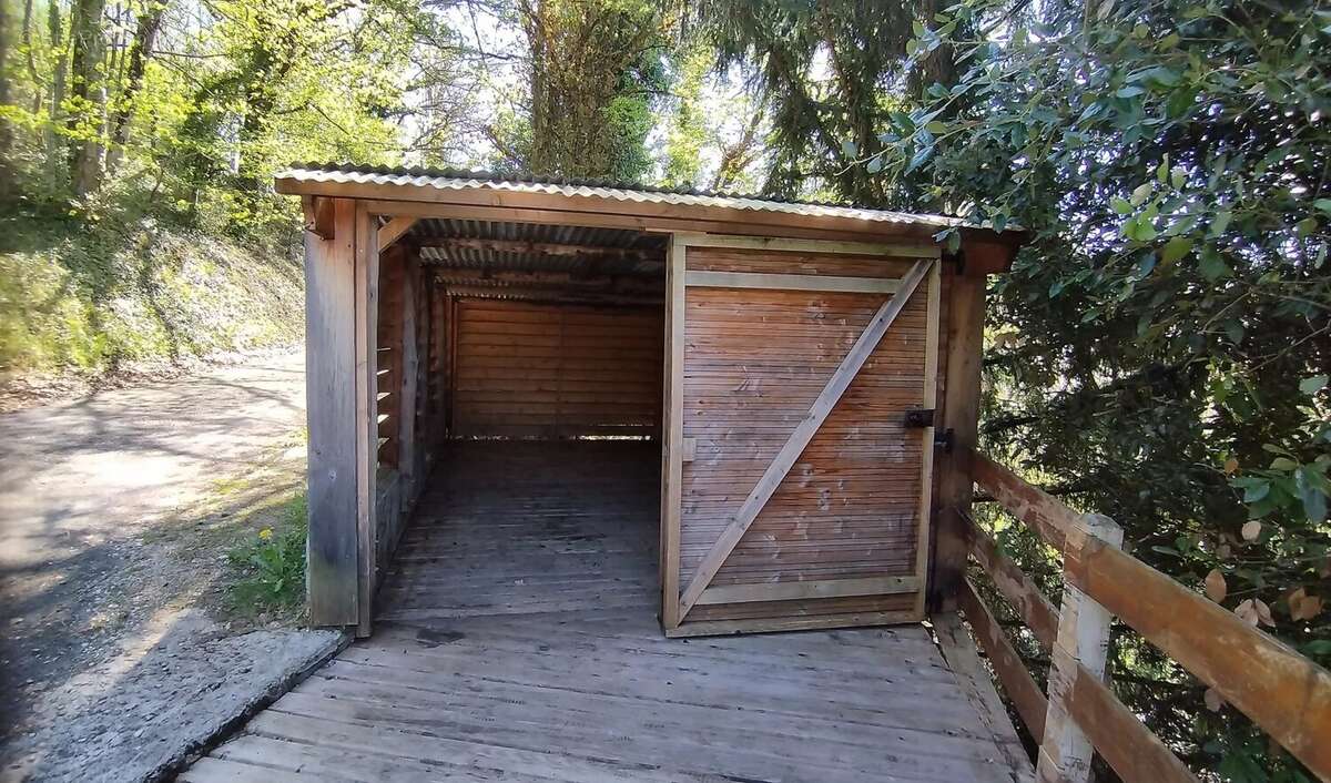 Maison à SAINT-PIERRE-DE-CHERENNES