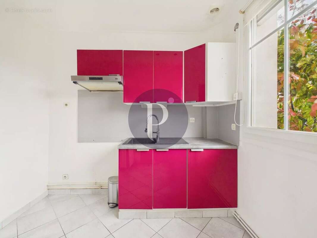 Appartement à VERRIERES-LE-BUISSON