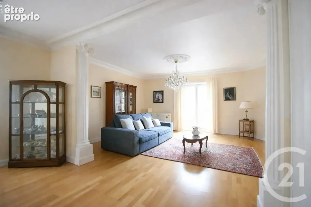 Appartement à VICHY