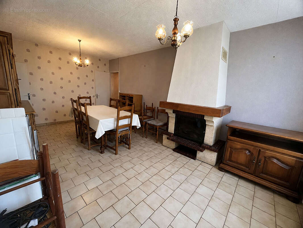 Maison Menetou Salon 5 pièce(s) 96 m2 - photo 4