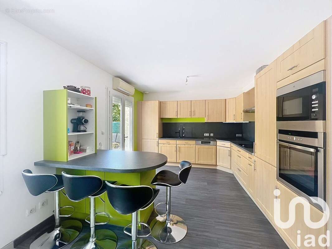 Photo 9 - Maison à LES CHAPELLES-BOURBON