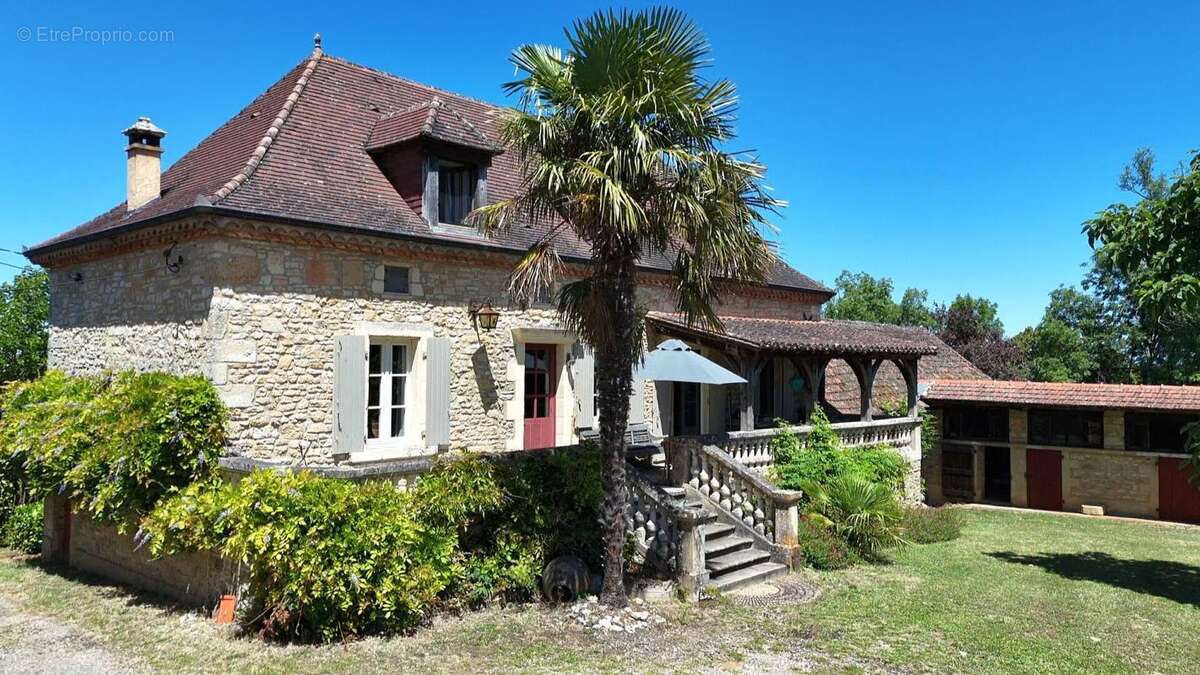 Authentique propriété de caractère du XIX siècle - photo 3